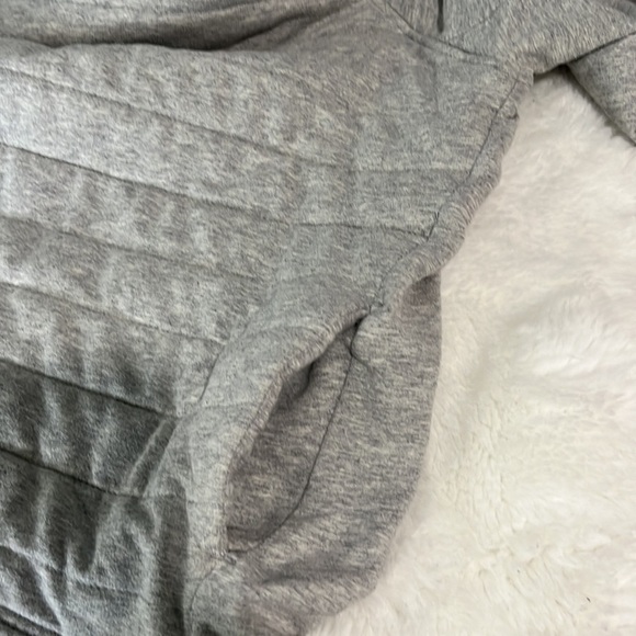 Zyia quilted hoodie - Picture 6 of 7